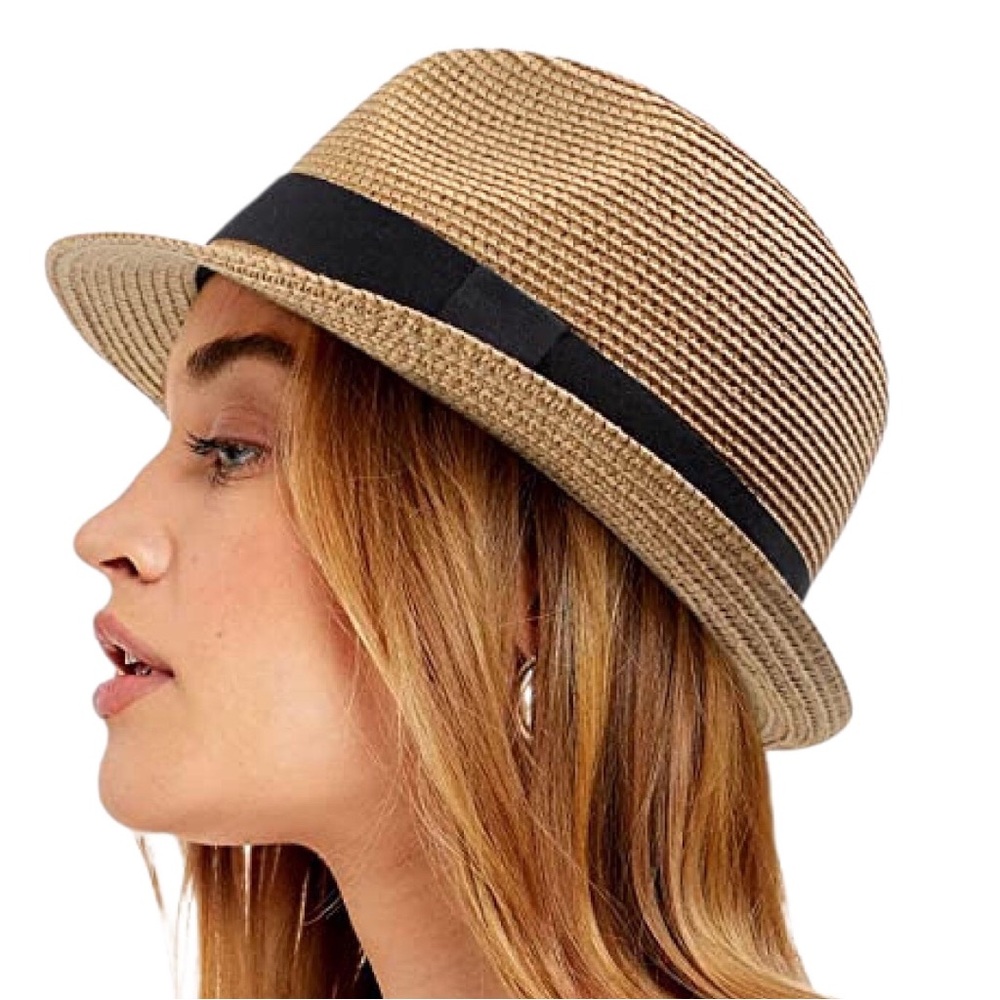 ▪️Women's straw fedora hat with a black ribbon band▪️